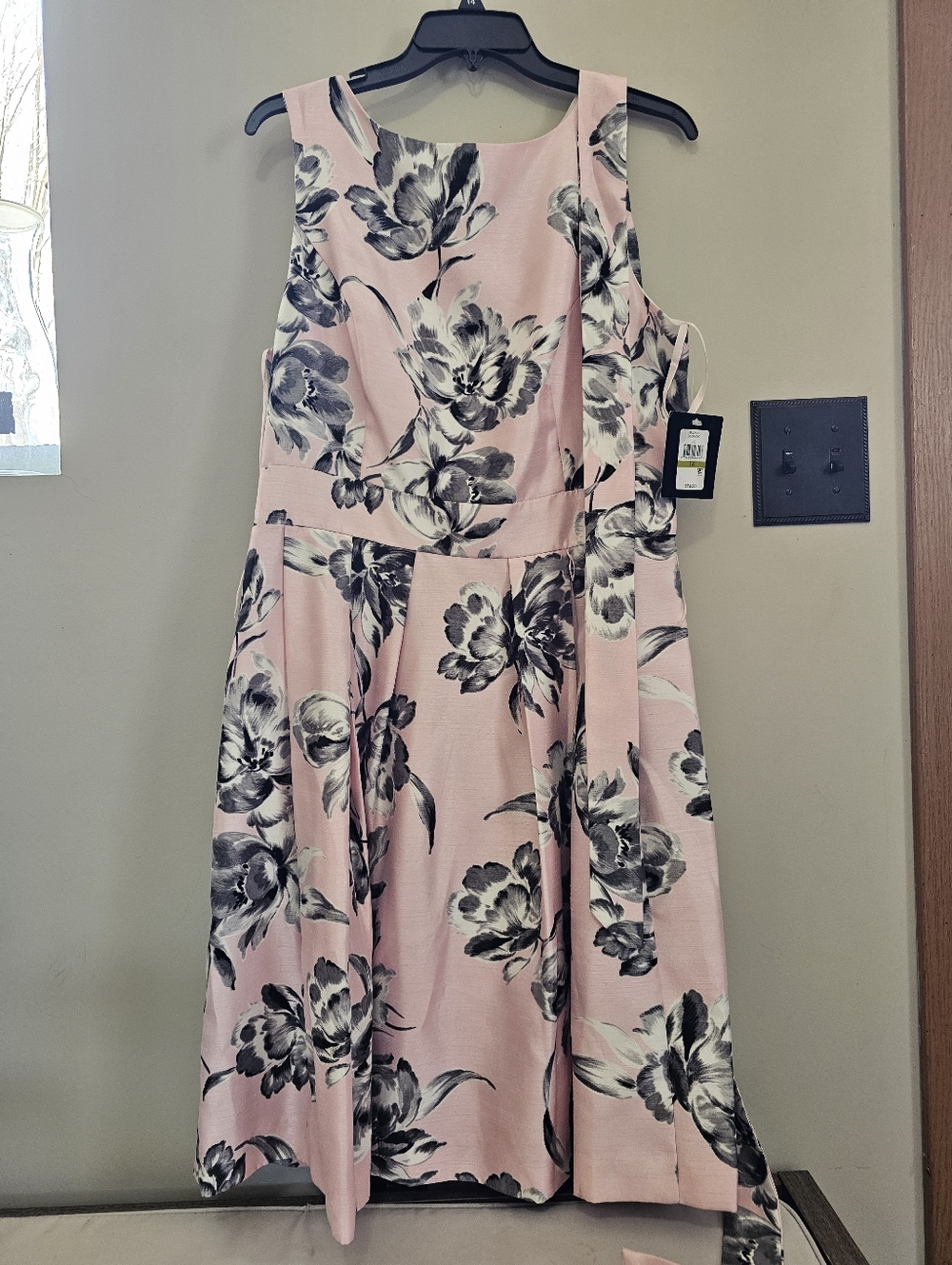 Jessica Howard Pink Floral Dress
